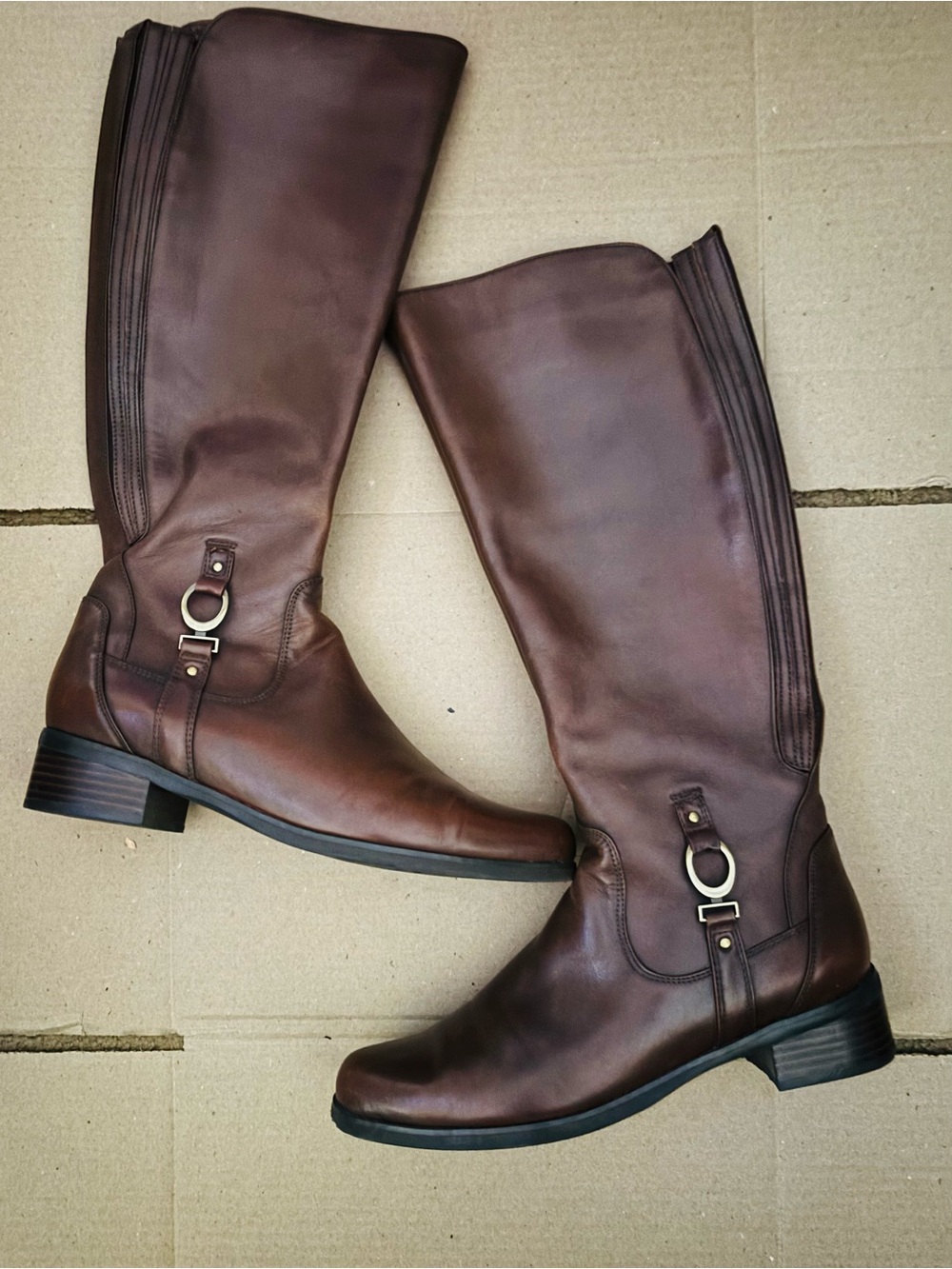 Blondo Brown Leather Close to-the-Knee Riding Boots
